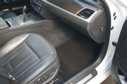 Коврики на Hyundai Genesis II 2014 - 2017 в Нальчике
