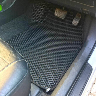 Коврики на Toyota Corolla Axio (E14) 2006 - 2012 в Нальчике Коврики на Toyota Corolla Axio (E14) 2006 - 2012 в Нальчике