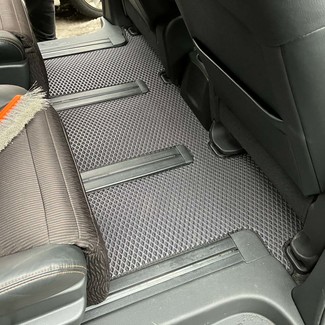 Ворсовые коврики на Nissan Elgrand (E52) 2010 - 2025 в Нальчике