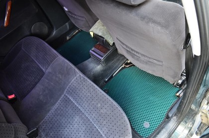 Коврики на Volkswagen Passat B5 1996 - 2006 в Нальчике