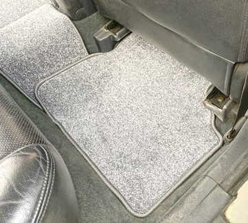 Коврики на Toyota Avensis II 2002 - 2008 в Нальчике