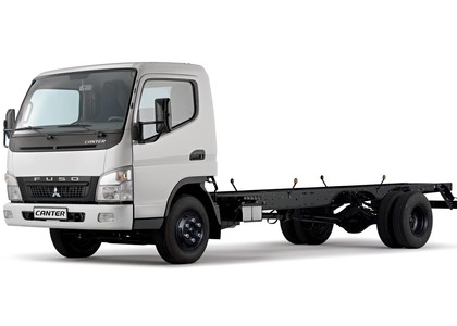 Ворсовые коврики на Mitsubishi Fuso Canter VII широкая кабина 2002 - 2017 в Нальчике