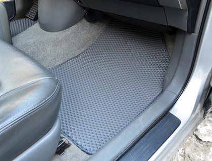 Коврики на Toyota Prius (20) 2004 - 2009 в Нальчике