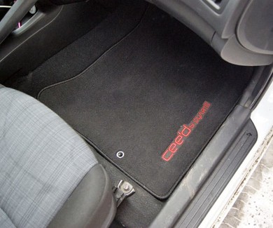 Ворсовые коврики на KIA Ceed I 2007 - 2012 в Нальчике