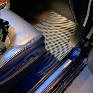 Ворсовые коврики на Infiniti QX56 II 2010 - 2014 в Нальчике
