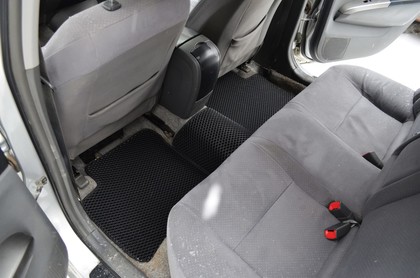 Коврики на Toyota Prius (20) 2004 - 2009 в Нальчике