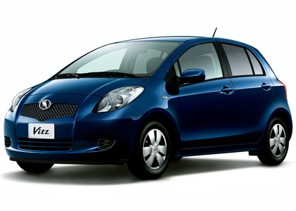 Коврики на Toyota Vitz II 2005 - 2010 в Нальчике