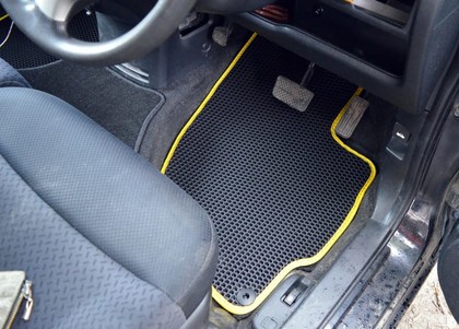 Ворсовые коврики на Honda Mobilio Spike 2002 - 2008 в Нальчике