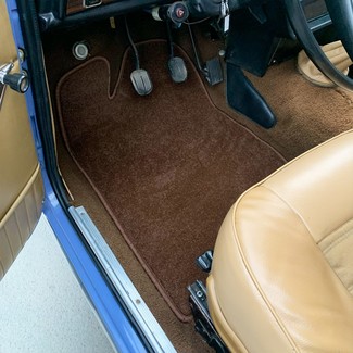 Коврики на Lada (ВАЗ) 2101, 2102, 2103, 2104, 2105, 2106, 2107 1970 - 2012 в Нальчике