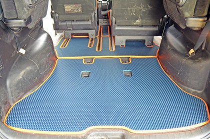 Коврики на Nissan Serena (C25) 2005 - 2010 в Нальчике