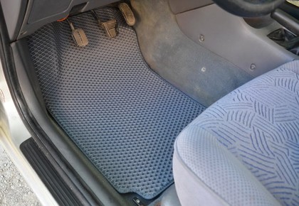 EVA коврики на Toyota Avensis I 1997 - 2002 в Нальчике