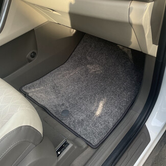 Ворсовые коврики на KIA Carnival IV 7 мест с оттоманками 2020&nbsp;-&nbsp;2026 в Нальчике