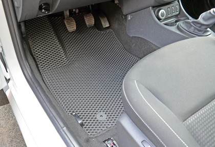 Коврики на Renault Duster I 2011 - 2021 в Нальчике