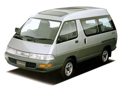 Коврики на Toyota Town Ace (R20, R30) 1982 - 1996 в Нальчике