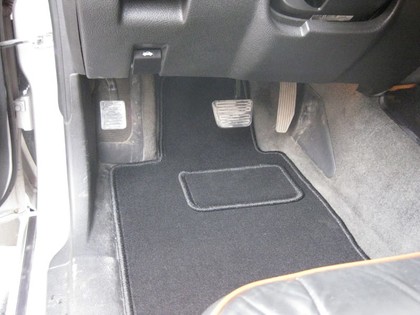 Коврики на Hummer H3 2005 - 2010 в Нальчике