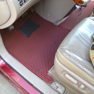 Коврики на Toyota Sienna II 2003 - 2010 в Нальчике