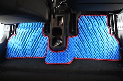 Коврики на Suzuki Jimny IV 2018 - 2025 в Нальчике