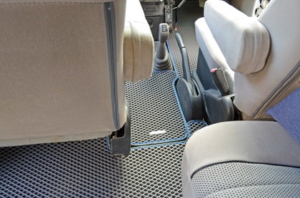Ворсовые коврики на Mitsubishi Delica 4 1994 - 2007 в Нальчике