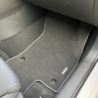 Коврики на Skoda Superb III 2015 - 2026 в Нальчике Коврики на Skoda Superb III 2015 - 2026 в Нальчике