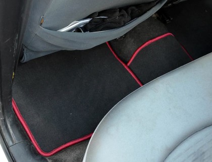Ворсовые коврики на Mitsubishi Colt VI 2002 - 2012 в Нальчике