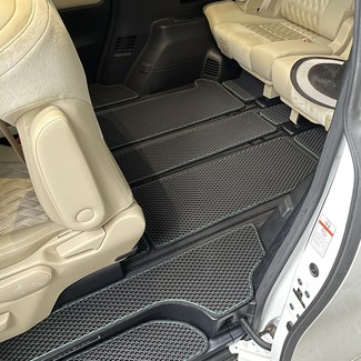 EVA коврики на Toyota Vellfire (H30) 2015 - 2023 в Нальчике