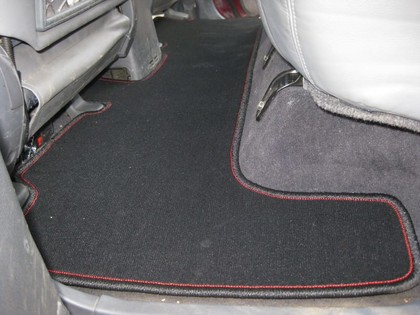Ворсовые коврики на Toyota Land Cruiser 80 1990 - 1997 в Нальчике