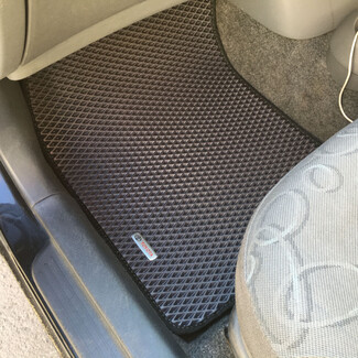 Ворсовые коврики на Toyota Vitz I 1998&nbsp;-&nbsp;2005 в Нальчике